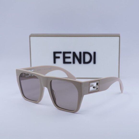 Final Price! Fendi FE40124I 57E Sunglasses - Picture 1 of 8